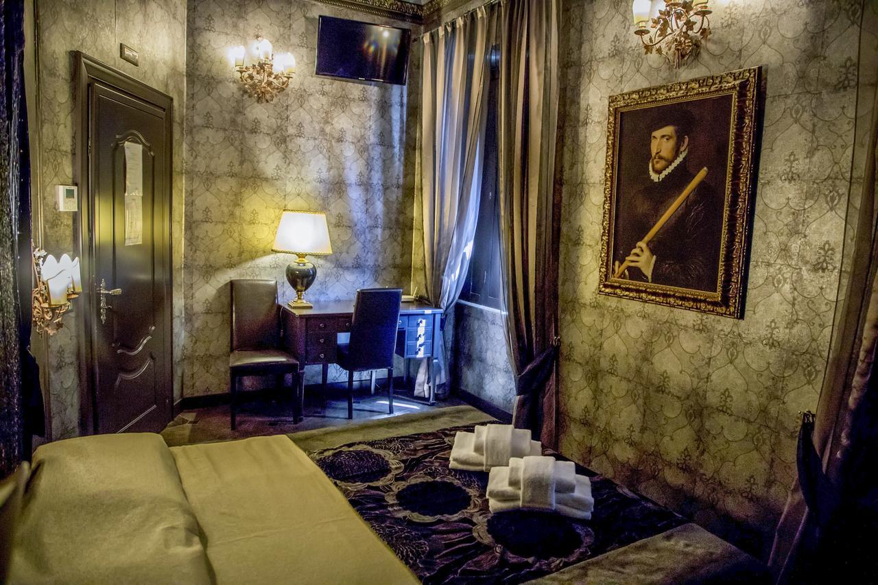 Antica Dimora Delle Cinque Lune Rome Exterior photo